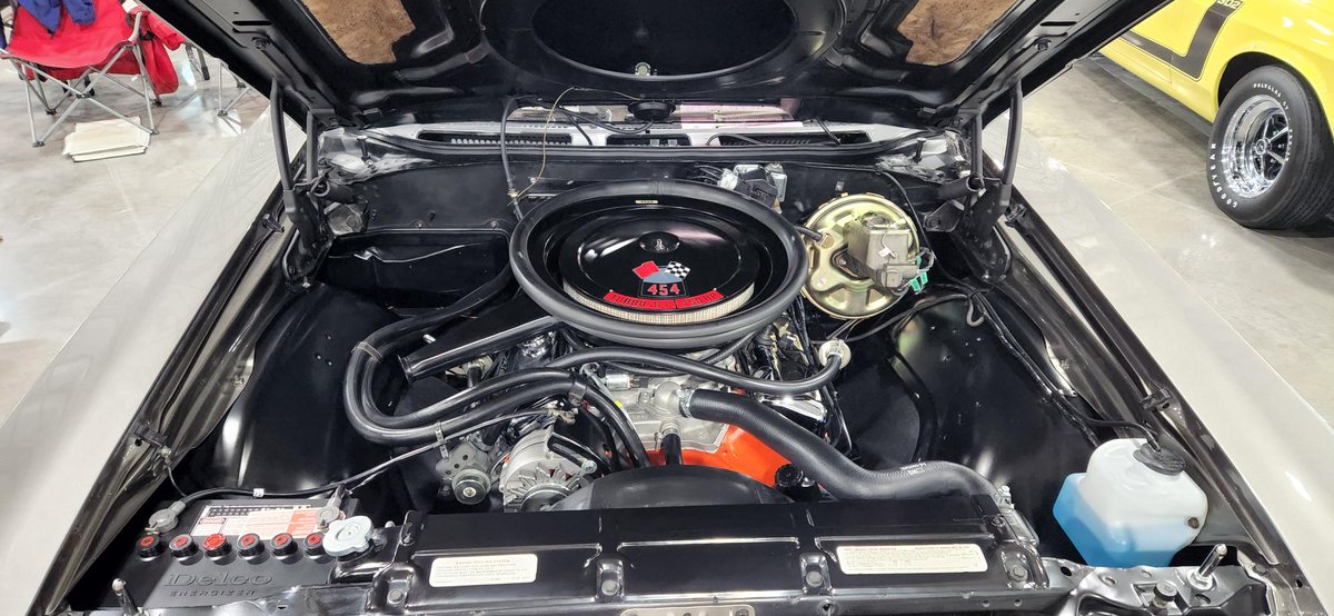 #CustomerSpotlight: Steve and Yvonne Burton and their 1970 Chevelle SS! Why a #Chevelle? Because Scott had one when he was a kid and always wanted another one! Learn more about the complete restoration, awards won and more here: ow.ly/GT7G50QtKl9

#AntiqueCars #ClassicCars