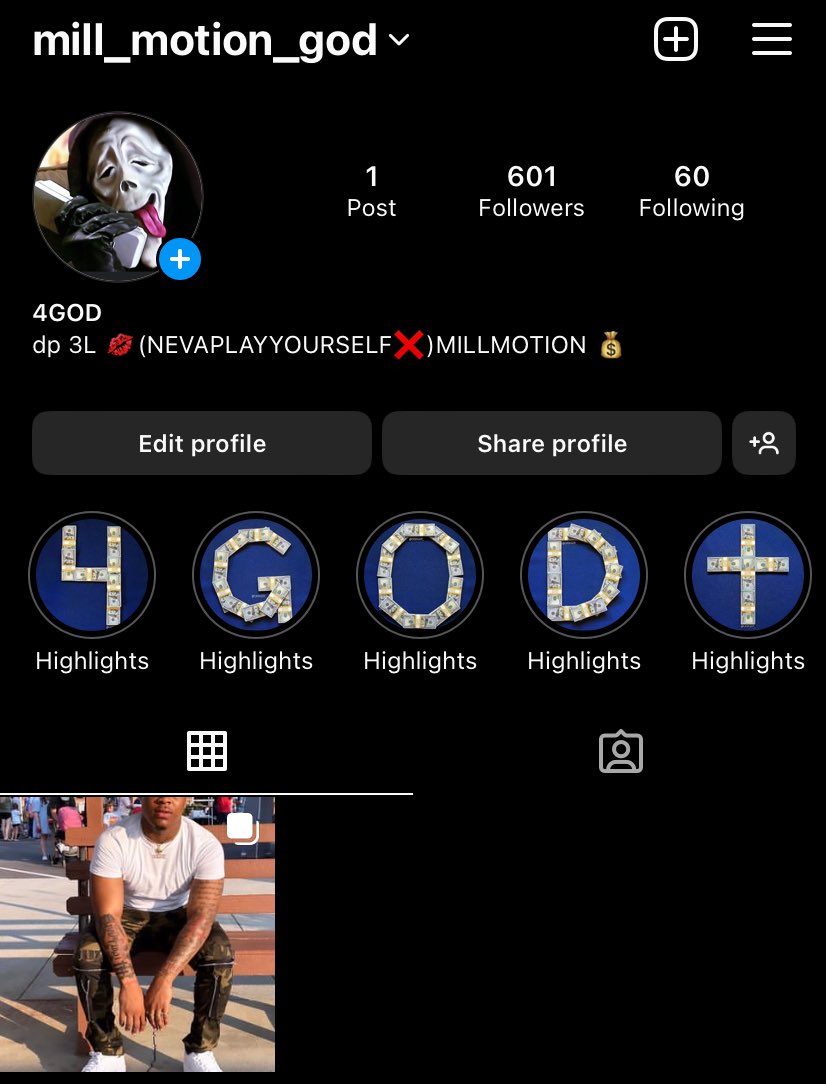 Y’all go follow me and get me to 1k