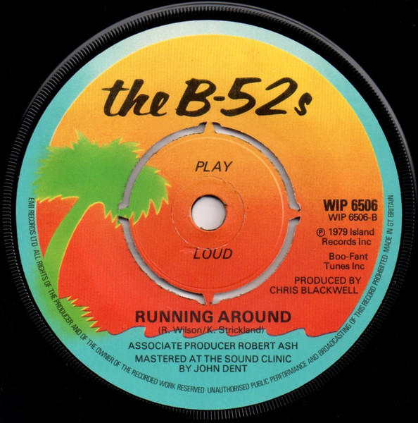 ScotsPostPunk's tweet photo. Now &amp; next on UNAMERICAN BROADCASTING - only on https://t.co/TseuiChkFI

#Adverts #AlternativeTV @Buzzcocks @steveediggle @TheB52s 

@GCPunkNewWave @NewWaveAndPunk @NDB66 @fullstack65 @creepingbentorg https://t.co/kxew1mfD2N