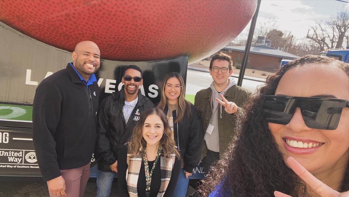 News3LV's tweet image. Quick selfie! #SuperBall