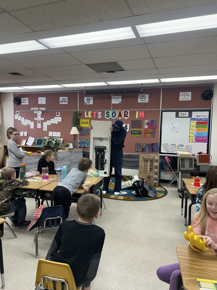 Our Grades 2-3 and 5-6 classes enjoyed learning about the properties and uses of electricity from our guest teacher, Jeremy Morin, last week.