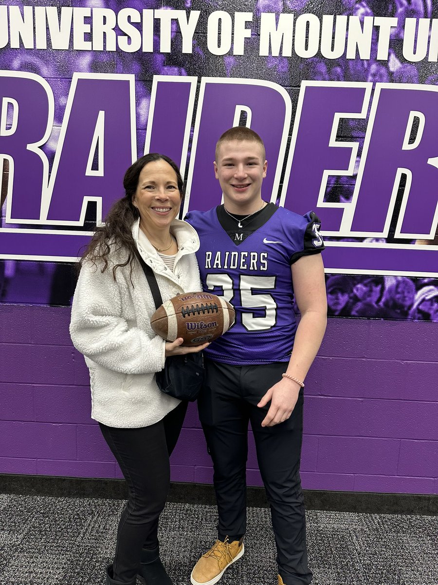 Grateful for the visit and opportunity at Mount Union University. Thank you <a href="/jmarkowski_8/">Jordan Markowski</a> <a href="/MountUnionFB/">Mount Union Football</a> 

<a href="/CoachGainesRec/">CG Recruiting</a> 
<a href="/Joe_Drouin/">Mr. Drouin</a> 
<a href="/GPN_FTBL/">Norsemen Football</a>