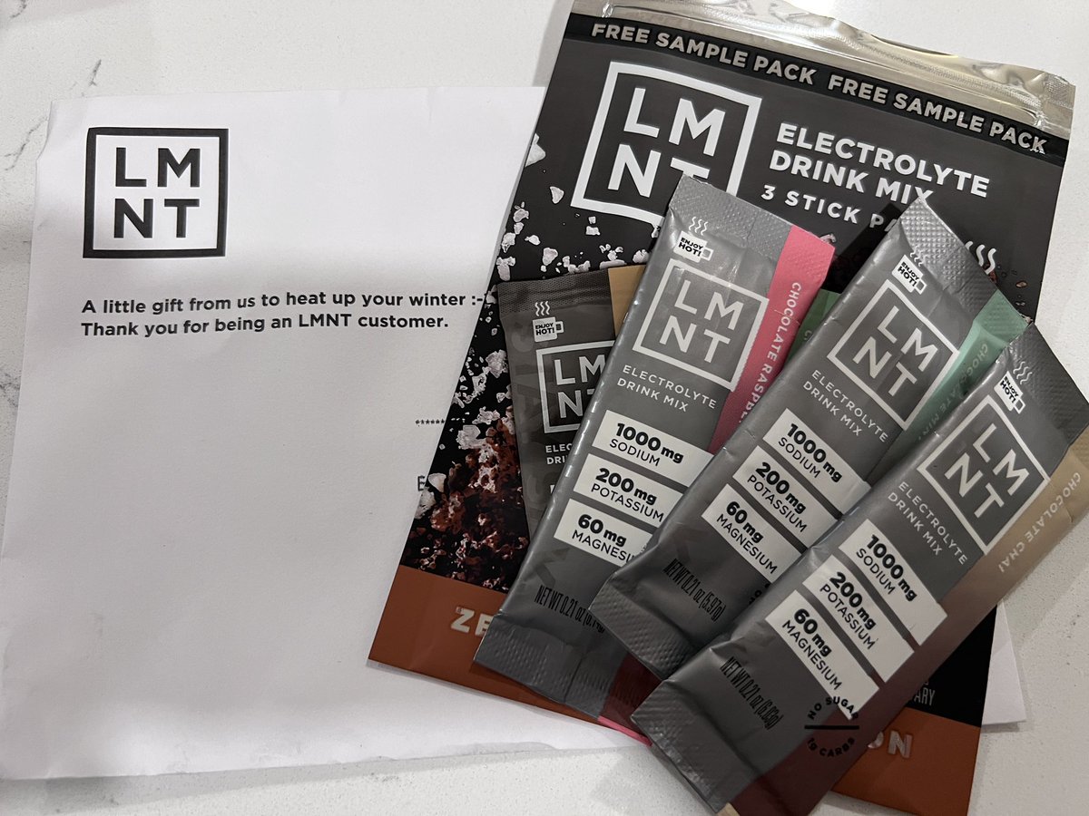 ReavesEna's tweet photo. Wow!  #LMNT is so sweet to their customers!  How sweet to send me these free samples.  🥰 @drinkLMNT https://t.co/CdJ1EnC7Tw