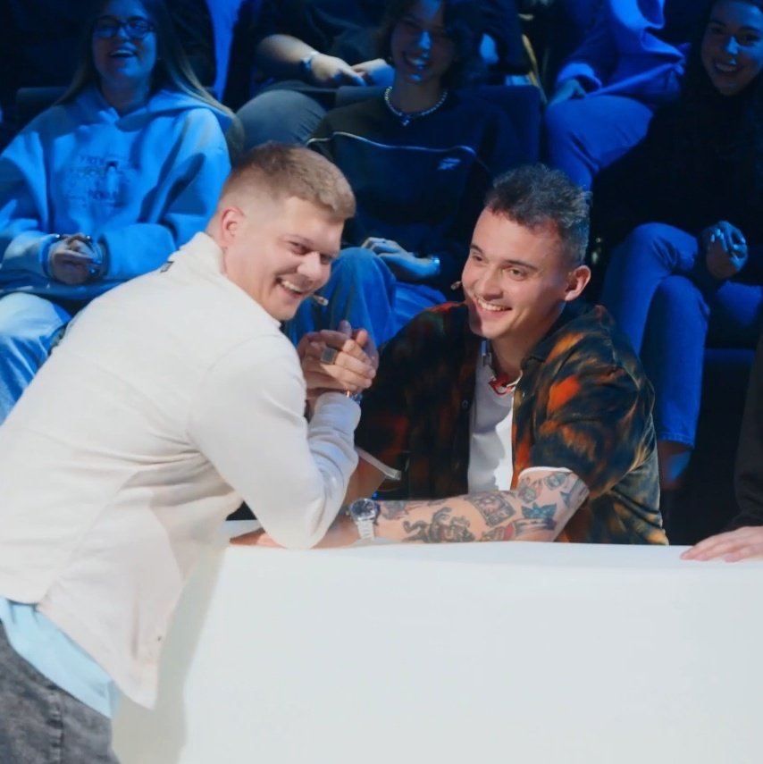 я их так нежно нежно <з