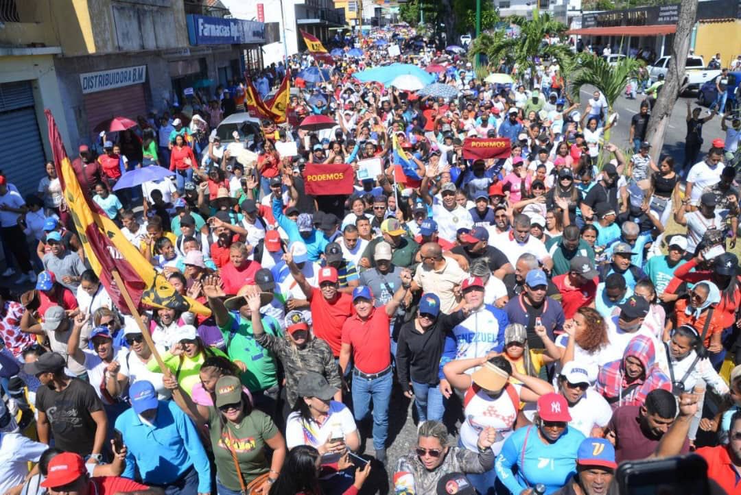 JULIO LEÓN tweet media