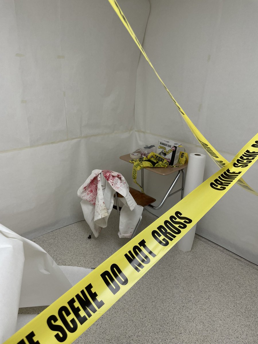 sarah_paluzzi's tweet photo. Forensic science doing a hands on investigation…in our tech center stairwell 🤣 https://t.co/2R5oWjpYD0
