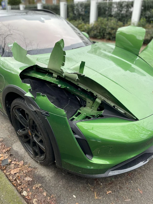 From /r/porsche - Someone had their Taycan headlights stolen in the worst way reddit.com/gallery/19dtdrs