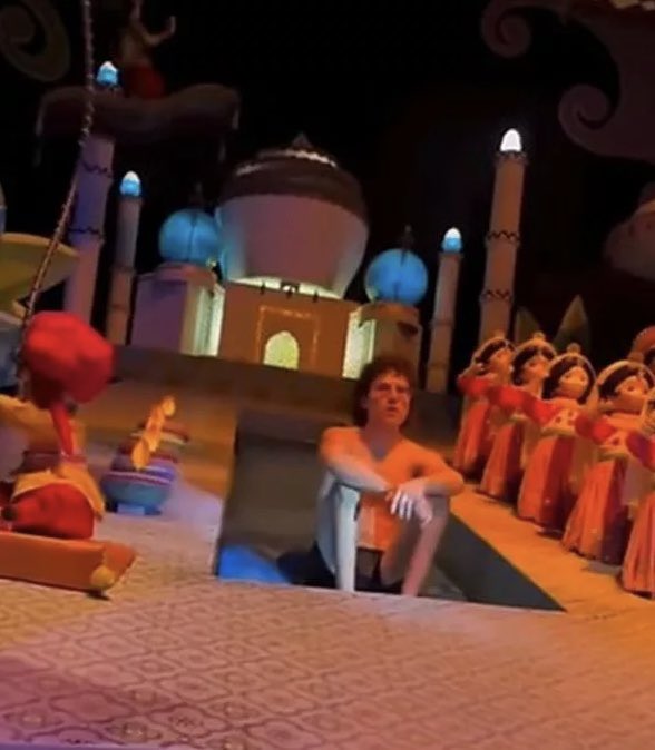 Gratuitous Theme Parks tweet media