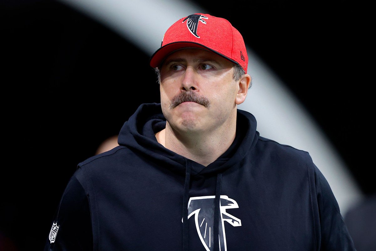 SleeperNFL's tweet photo. Former Falcons HC Arthur Smith has received serious Offensive Coordinator interest from 7+ teams, per @DMRussini https://t.co/ryR7U5wICn