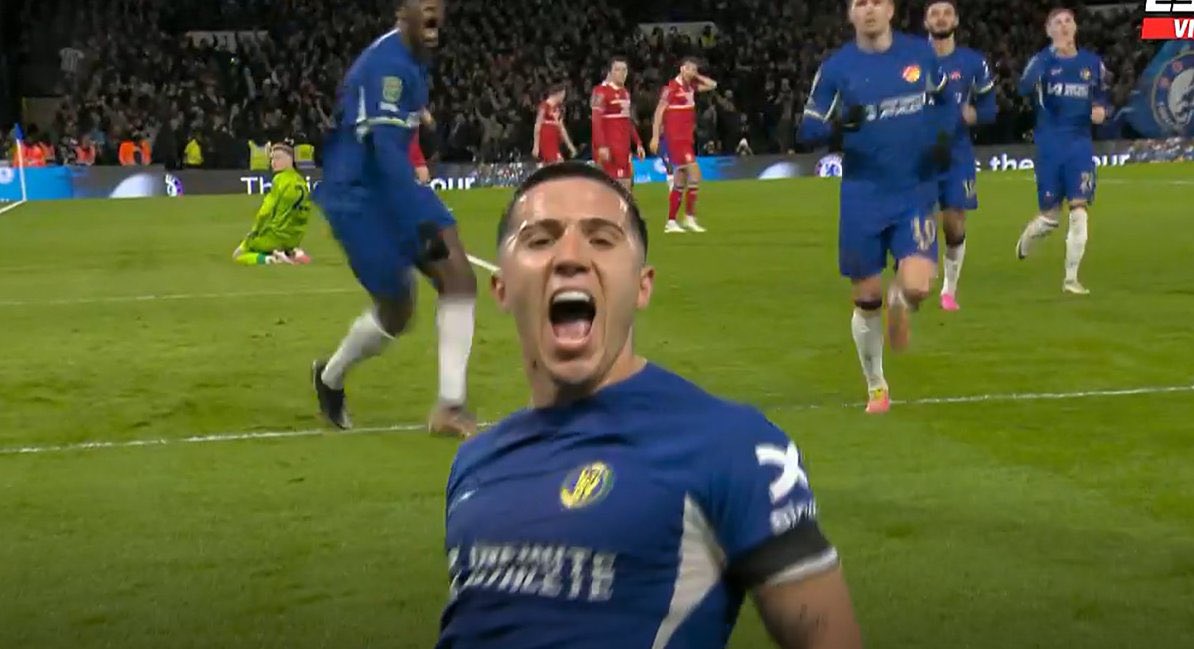 GOL DE ENZO PARA REMONTAR LA SERIE