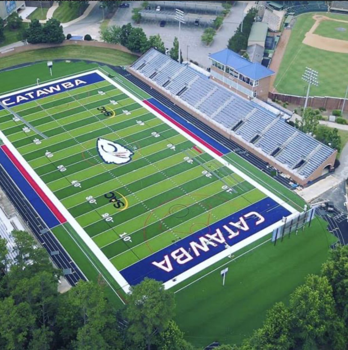 After great visit today I’m blessed to receive an offer from Catawba college thank you to <a href="/CoachLeeBax/">CoachBax</a> and the rest of the coaching staff for this opportunity!!