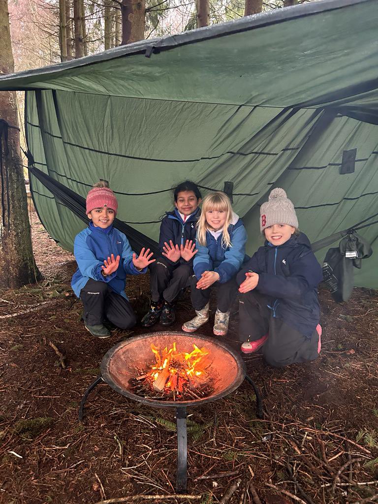Today, all of the children in 5JM have done a bushcraft session as well as mountain biking! Here are some photos of their bushcraft adventures!