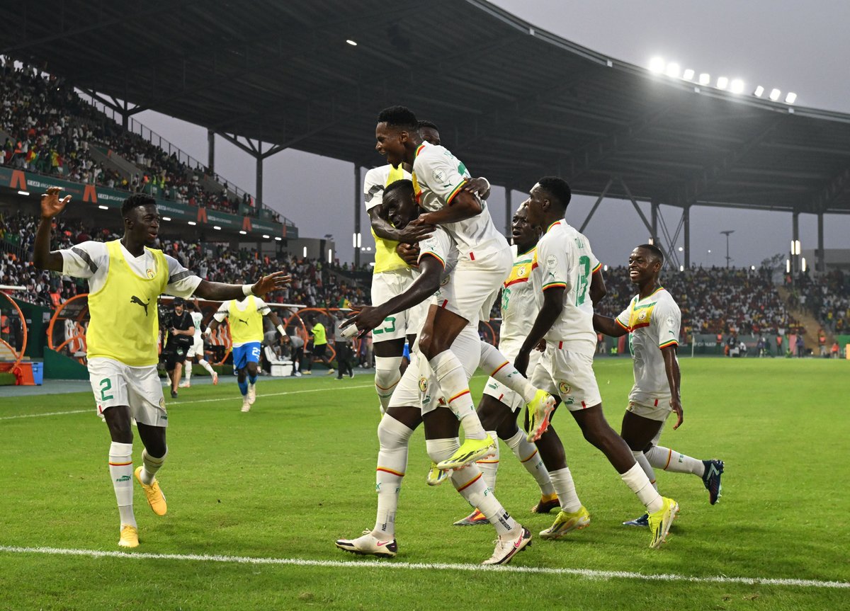 CAF_Online's tweet photo. 9/9. Perfect group stage from the Lions of Teranga. 🦁🇸🇳

#TotalEnergiesAFCON2023 https://t.co/Gl6zWb1ZvS
