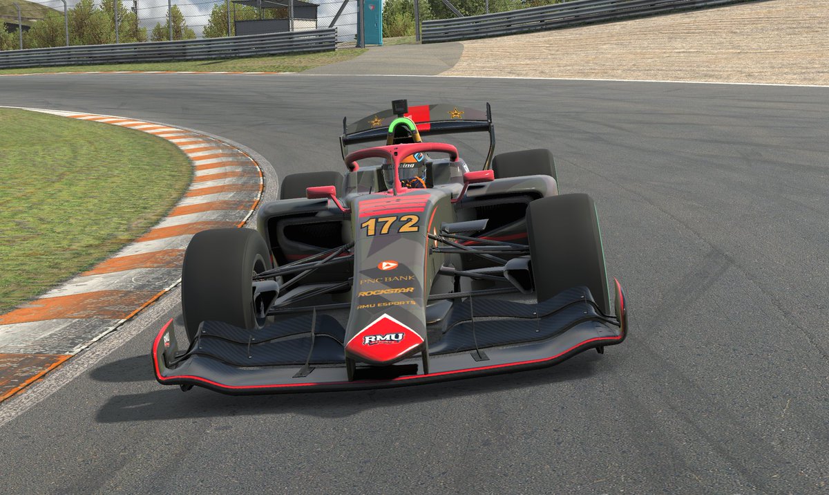 RMUPAEsports's tweet photo. Formula C has never looked this good 🤩🤩
Shoutout to @UniverzG for creating this amazing design!
#RMU #Esports #RMUEsports #iRacing #FormulaC #car #Collegiate https://t.co/CpjlombQnn