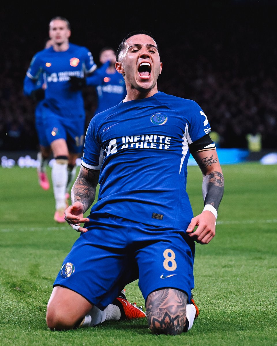 newwavesoccer_'s tweet photo. Chelsea were 1-0 down after their first leg in the Carabao Cup vs Middlesbrough then........
▫️15' Jonathan Howson Own Goal
▫️29' Enzo Fernandez goal
▫️36' Axel Disasi goal
▫️42' Cole Palmer goal
Talk about a reaction 😅
#CarabaoCup #MIDCHE https://t.co/aXT2R74lWZ