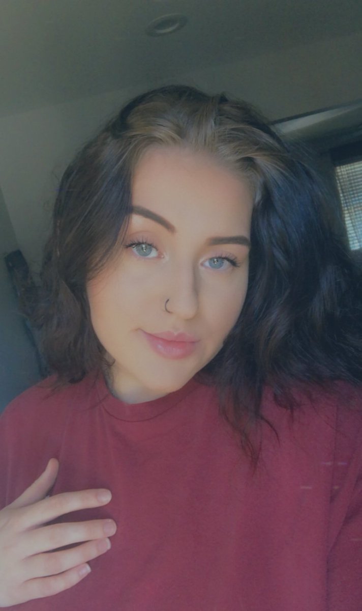 SyxStefanie's tweet image. Wer möchte mich Nackt sehn in dieser sekunde 😍🥴 Rt