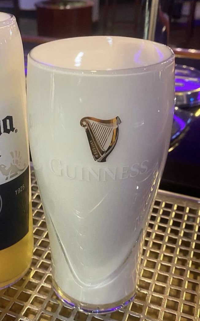 cheapiemac's tweet photo. Needed this pint today https://t.co/6ZvAroJdBM