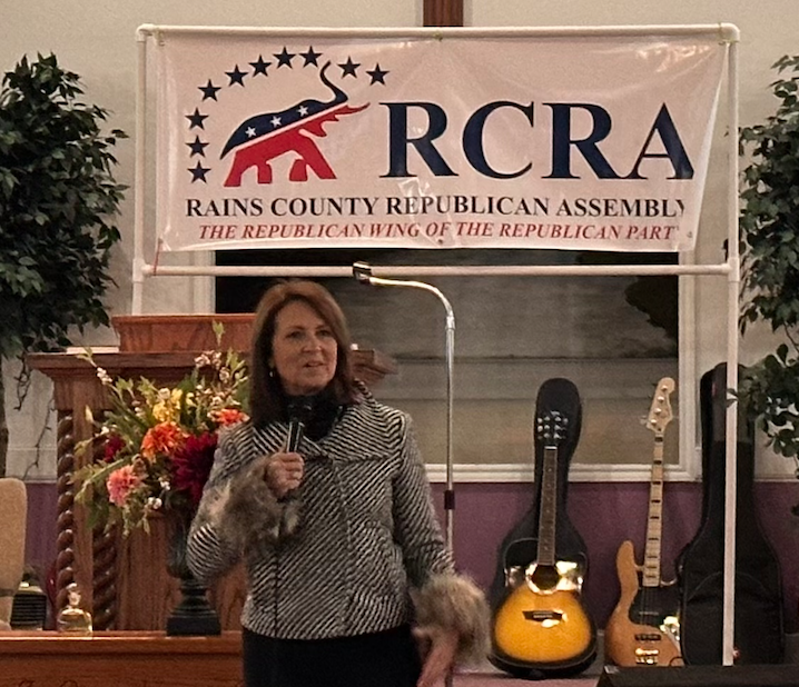 AngelaPaxtonTX's tweet photo. I enjoyed speaking at the Rains County Republican Assembly in #EmoryTX. We discussed our progress on protecting children from obscene materials in our school libraries through the passage of #HB900. I look forward to continuing to work together on this important issue. #TxLege https://t.co/GkFZZaTcqV