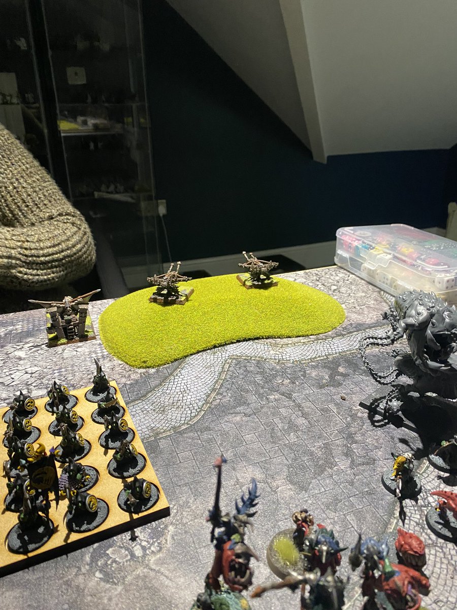 ageofhobby's tweet photo. @Sixdiceskills we gave @Warhammer_AOS hill so he could get line of sight. That how it works? https://t.co/mLneJmjD5U