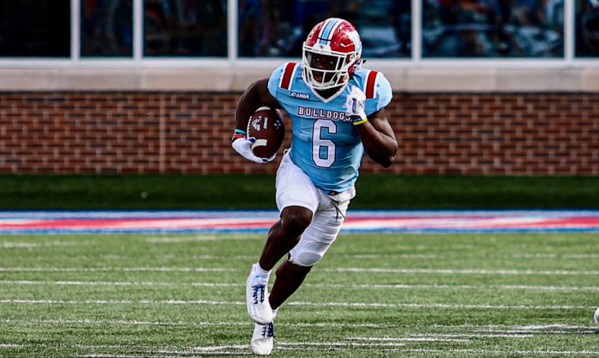 After a great conversation with <a href="/Coach_J_Johnson/">Jeremiah Johnson</a> I am blessed to receive a offer from Louisiana tech university 
<a href="/Coach_JFreeman/">Jarod Freeman</a> <a href="/b_hoss_mac/">Bret H. McCormick</a> <a href="/ash_trojanFB/">Alexandria Football</a> <a href="/CoachTBachman/">Thomas Bachman</a> <a href="/SKIPP1072/">Jackie Skipper</a>