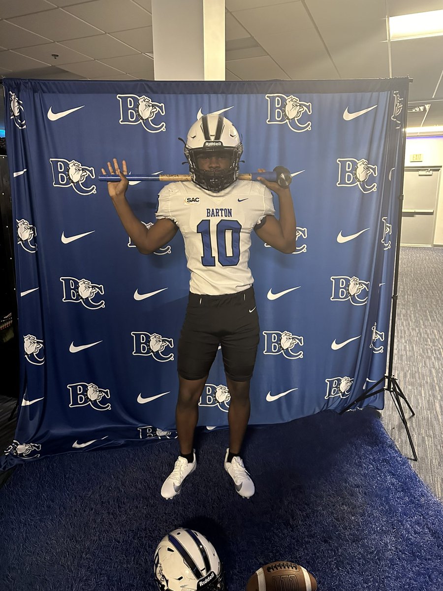 Melik Thomas tweet media