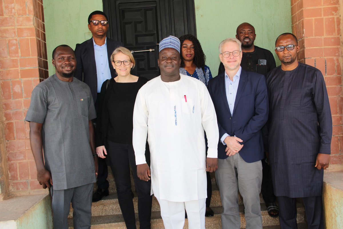 plasmeda's tweet photo. The DG, PLASMIDA @BomkamW hosted @Markus_wau reinforcing the enduring partnership with GIZ. Discussions centered on impactful collaborations, growth of MSMEs. Plans for future engagements, including potential visits from the German Consulate. #PLASMIDA #GIZ #PartnershipForGrowth https://t.co/2cK248yO5O
