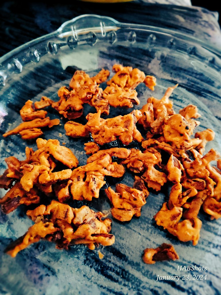 AmbikaRamu's tweet image. When you are exhausted after the client workshop and get time to eat your lunch in the evening, this  happens... Just prepared Crispy Corn and Onion Pakoda / Pakora 😌

#eveningsnack #teatime #teatimesnack