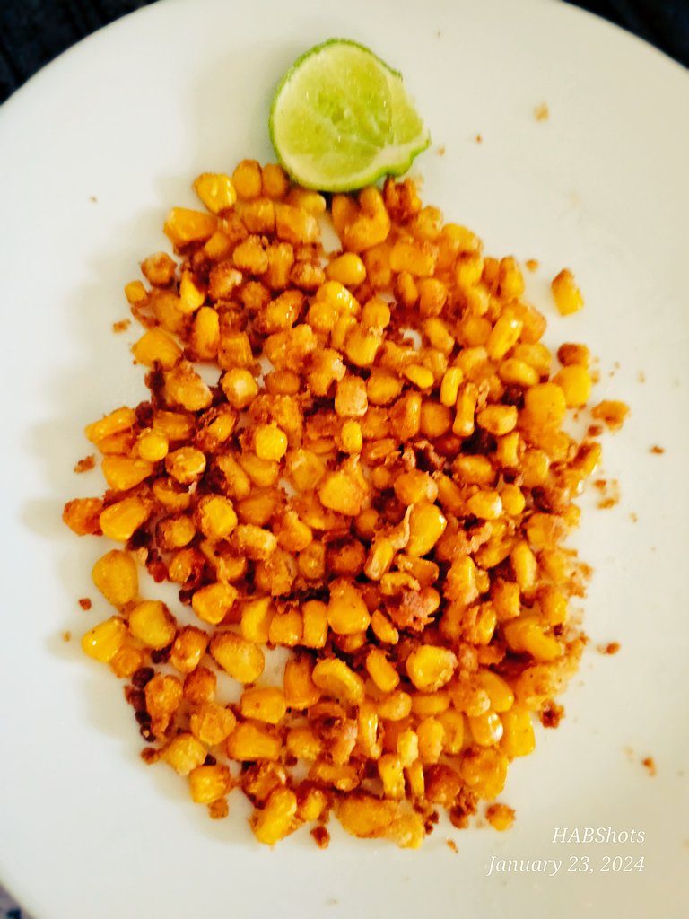 AmbikaRamu's tweet image. When you are exhausted after the client workshop and get time to eat your lunch in the evening, this  happens... Just prepared Crispy Corn and Onion Pakoda / Pakora 😌

#eveningsnack #teatime #teatimesnack