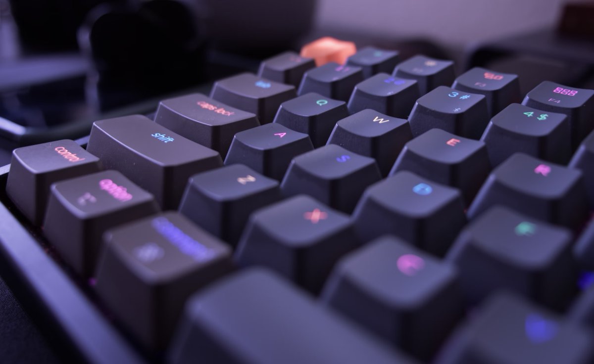 bgizdov's tweet photo. I've mastered the art of working efficiently without relying on a mouse, thanks to my keyboard-only workflows. As a result, I've doubled my productivity and can complete tasks in no time. 💨
#nomouse #keyboard #ProductivityHacks https://t.co/GmPhmtkqy4