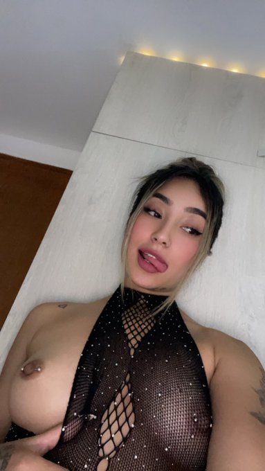 😈😈 Rt  . . . . . #sexy #tits https://t.co/4shMAEGatz<a href="/tag/sexy"class="tags">#sexy</a><a href="/tag/tits"class="tags">#tits</a>