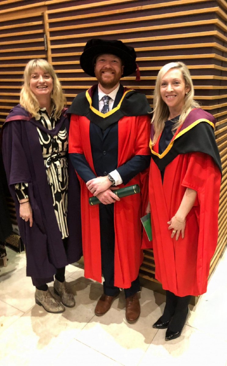 Congratulations Dr. Conway <a href="/BeineanConway/">Dr Beinean Conway</a>! Hope you've finally realised you've done it! If C⭐️rlsb⭐️rg did PhD students! Wishing you every success in your future!