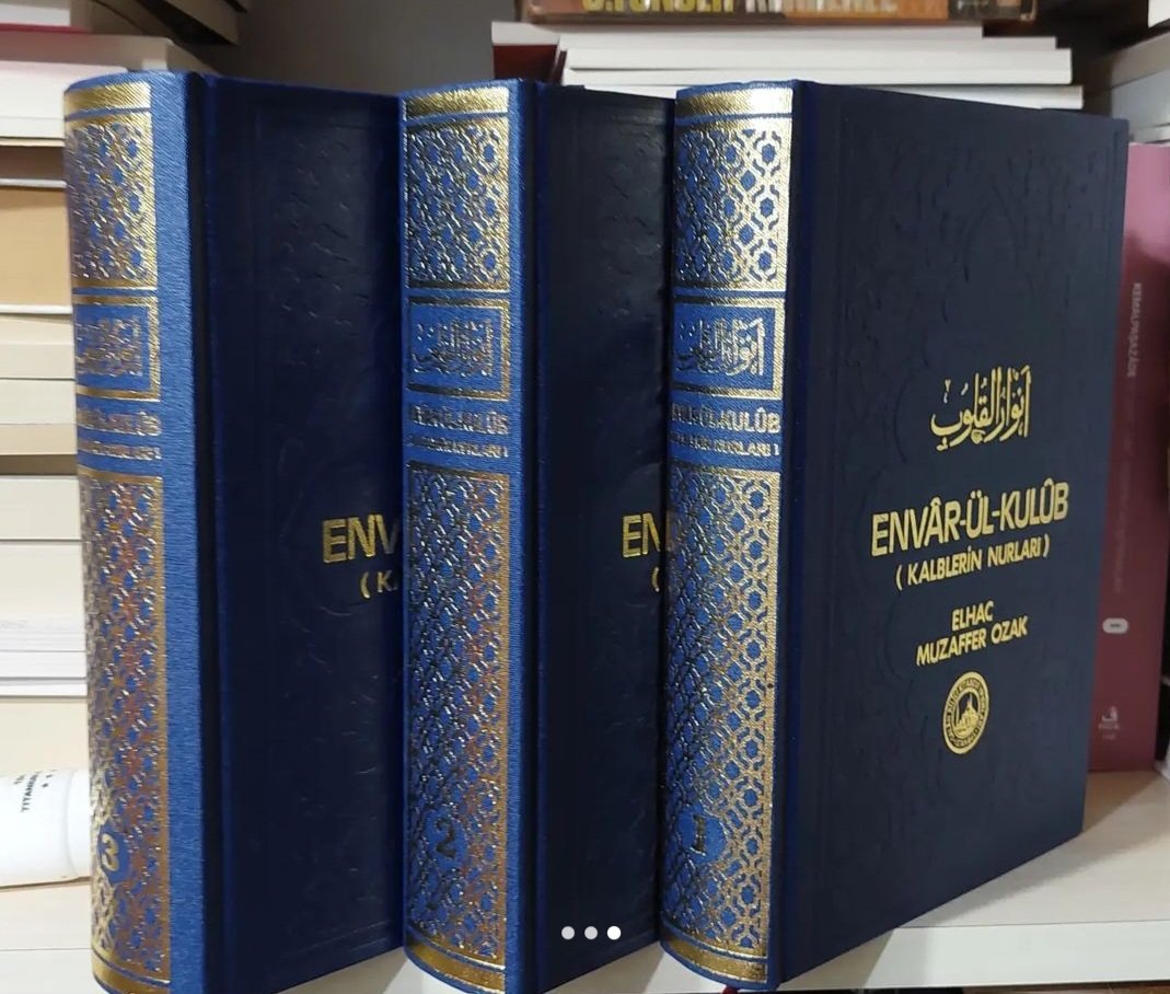 Ben de katılıyorum,bu twitin altına #GazaStarving yazan bir takipcime Muzaffer Ozak 'ın Envarul Kulüp Kitabını hediye edeceğim.
