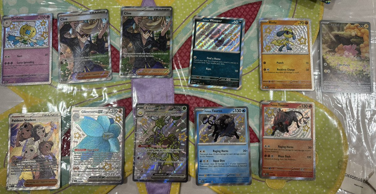 PALDEAN FATES HITS 

ALL SHINYS: $5 
TRAINERS: $8

$4 BMWT

<a href="/BUYSELLTRADETCG/">BUY/SELL/TRADE TCG</a> 
<a href="/CardboardBanger/">💥 Cardboard Bangerz 💥</a>
