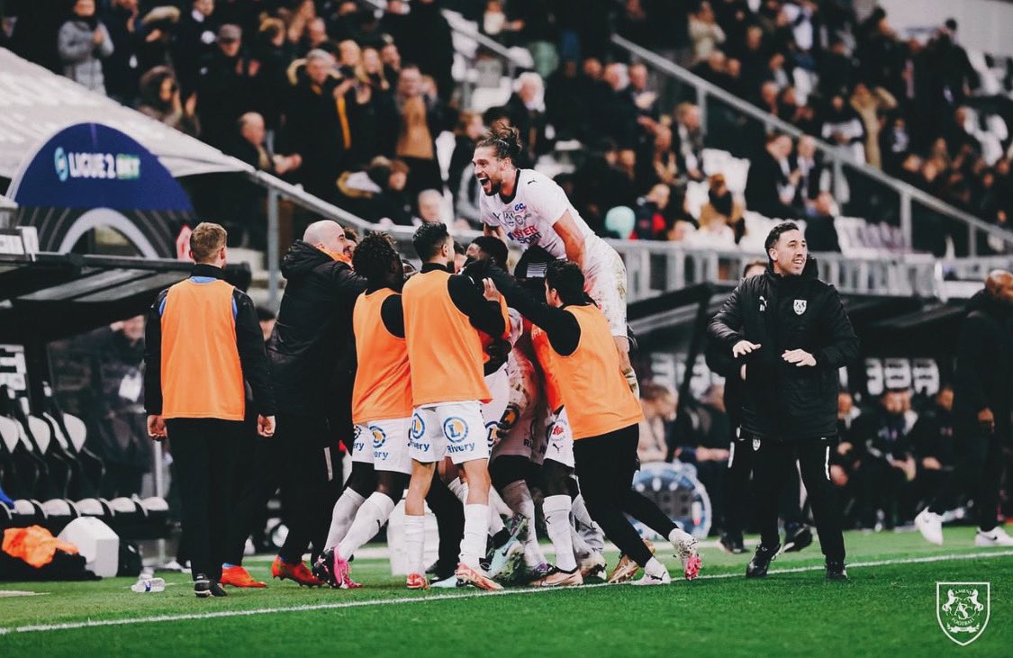 Une 2eme victoire de suite pour nos joueurs de l’<a href="/AmiensSC/">Amiens SC</a> Football qui s’imposent 1 à 0 face au <a href="/FCAnnecy/">FC Annecy</a> . Une victoire collective méritée pour des joueurs qui se sont battus. Nous enchaînons, c’est bien, continuons à travailler. 
B.Joannin