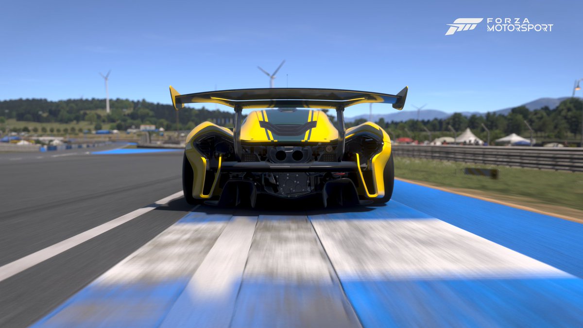 ForzaErwin84's tweet photo. I know there is plenty to improve, but man, I like the driving physics on the wheel. Finally, a Forza with the right wheel settings feels great! Onwards and upwards #FMShare #RacingFromHome π https://t.co/u964FRET7t