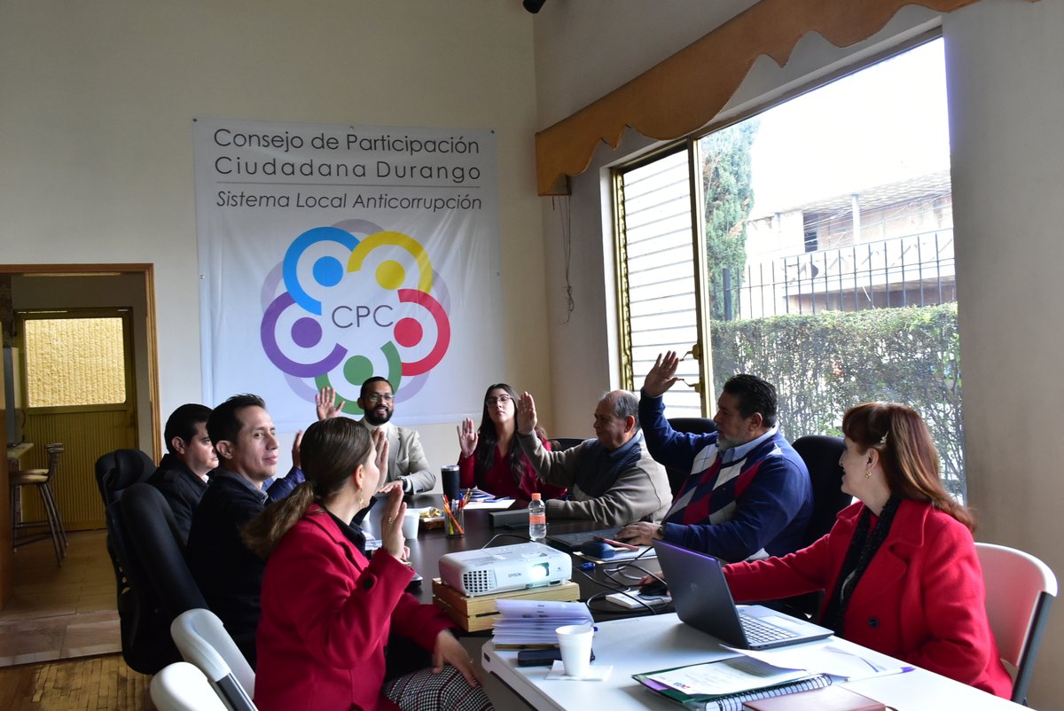 SeslaDurango's tweet photo. Se llevó a cabo la 51° reunión del Grupo Técnico para la elaboración del Programa de Implementación de la #PEAdurango, se aprobó la prioridad 27 "Impulsar la mejora de gestión y fortalecer los puntos de contacto entre gobierno y sociedad" https://t.co/7CDWsPExrR