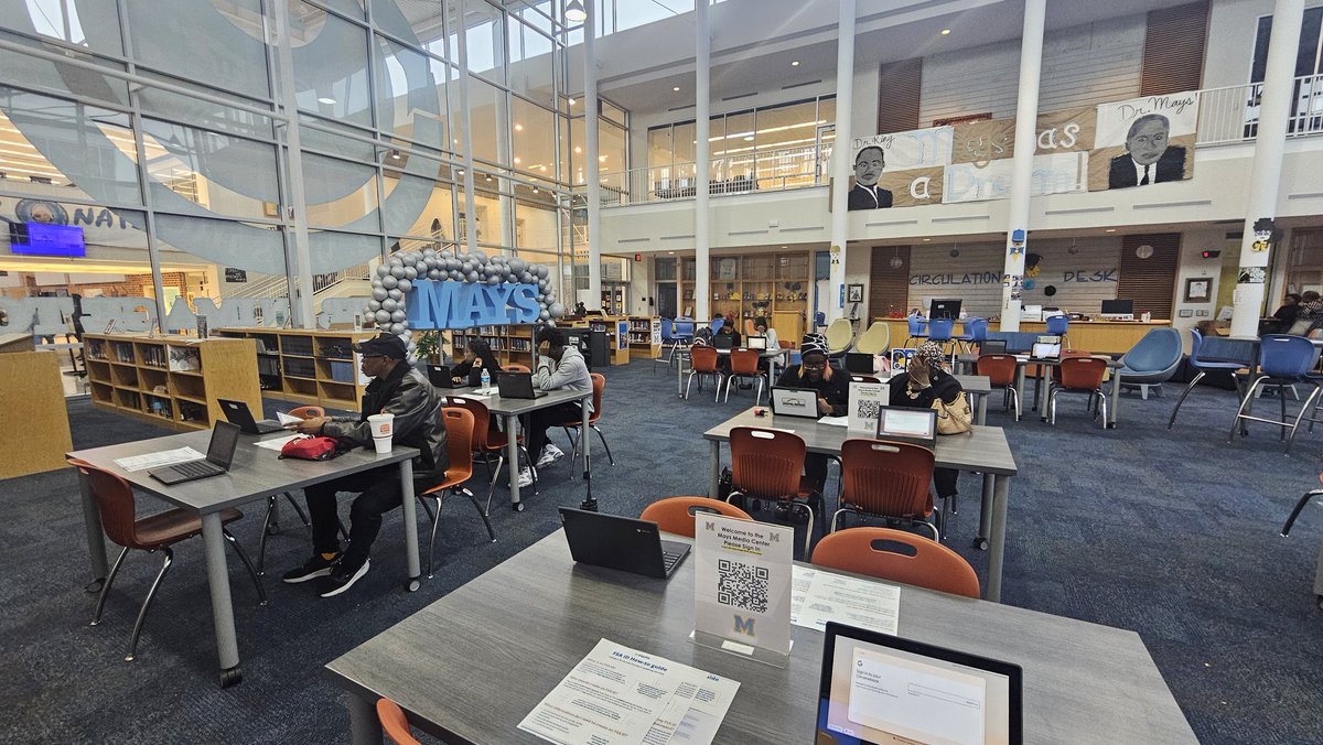 Happening now on the "Hill"....Come on to Mays for our Senior Parent FAFSA night.  Complete your FAFSA and receive scholarship information. <a href="/BEMaysPRIDE/">Dr. Ramon Garner</a> <a href="/MsReedtheAP/">Mrs. Valerie Reed-Taylor</a>