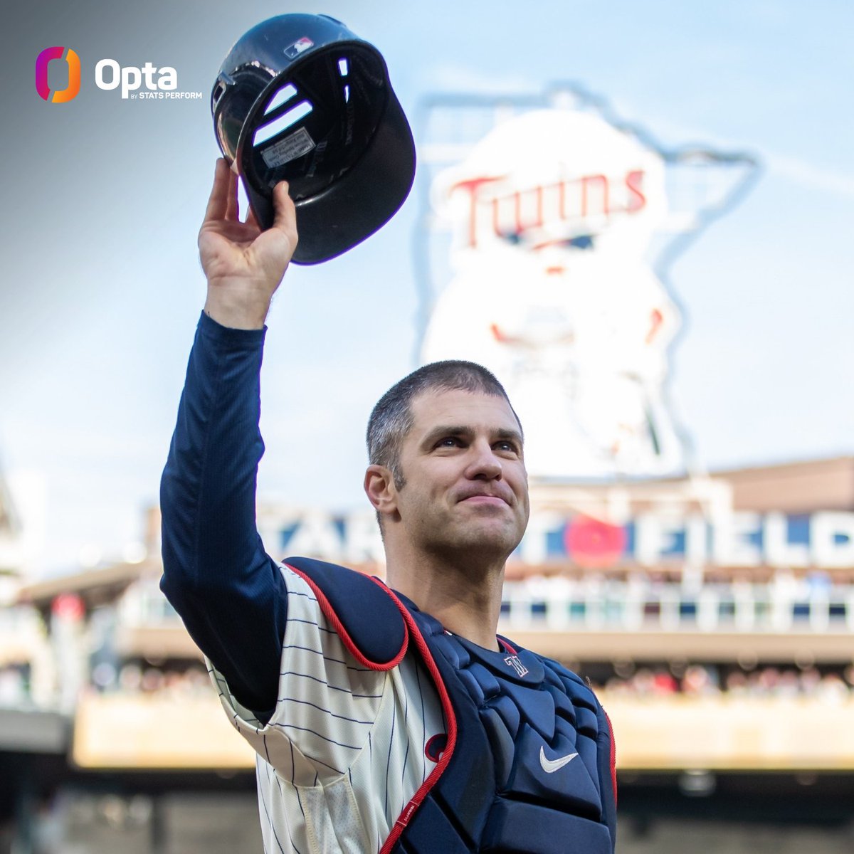 OptaSTATS's tweet image. Joe Mauer of the @Twins is the first player in MLB/NBA/NFL/NHL history to be drafted No. 1 overall by a team from his birth state/province, play 15+ seasons for that team and reach the Hall of Fame.
