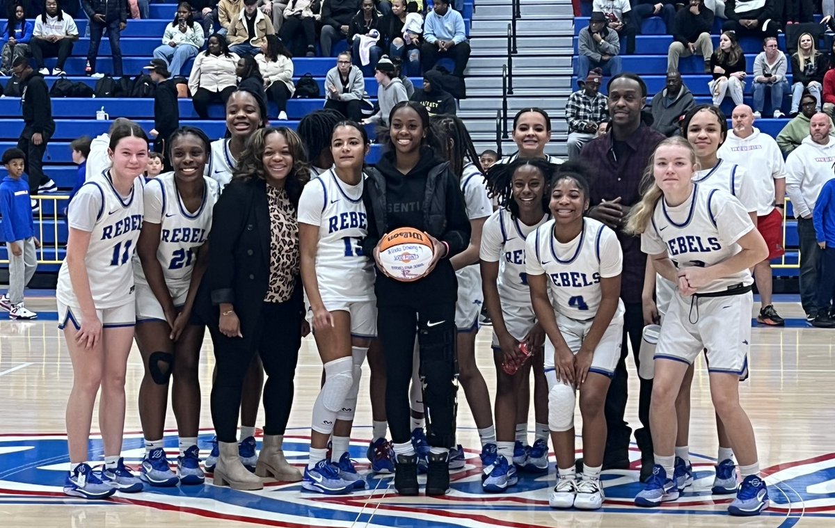 Lady Rebels WIN!!

Byrnes 62
Gaffney 55
Move to 4-0 in region play!

Celebrated Te’Ericka with her 1000 points tonight 💪 ❤️💙
