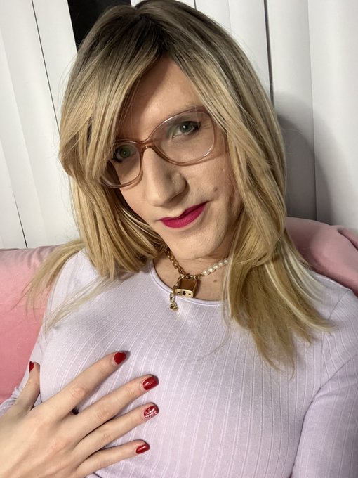 Melody is going LIVE now 😇 on #chaturbate   https://t.co/v8aqGAPyZj  #sissy #trans #crossdresser #shemale<a href="/tag/chaturbate"class="tags">#chaturbate</a><a href="/tag/sissy"class="tags"><span>#sissy</span></a><a href="/tag/tgirl"class="tags"><span>#tgirl</span></a><a href="/tag/trans"class="tags"><span>#trans</span></a><a href="/tag/shemale"class="tags"><span>#shemale</span></a><a href="/tag/crossdresser"class="tags"><span>#crossdresser</span></a>