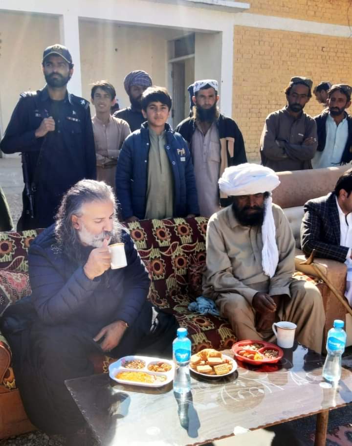 BugtiHayat3's tweet photo. Nawabzada Shazain Bugti ✌️💪 https://t.co/2s6LXnzd0Z