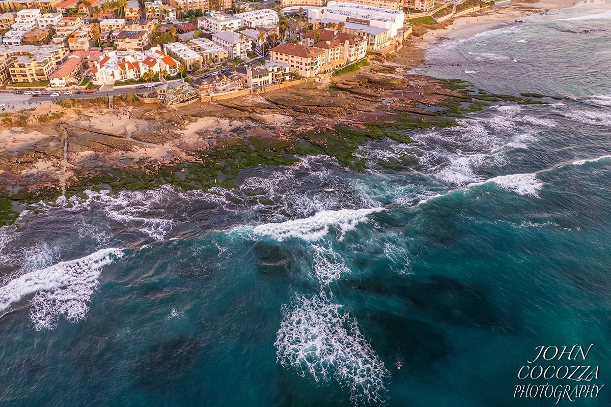 Scoping out more aerial views of the La Jolla Reefs during the recent King Tides. 
.
Prints are available of my landscapes.  Send a message through JohnCocozzaPhotography.com 
.
#lajolla #lajollareefs #kingtides #lowtidebeaches #lowtides #sandiego #aerialphotos
