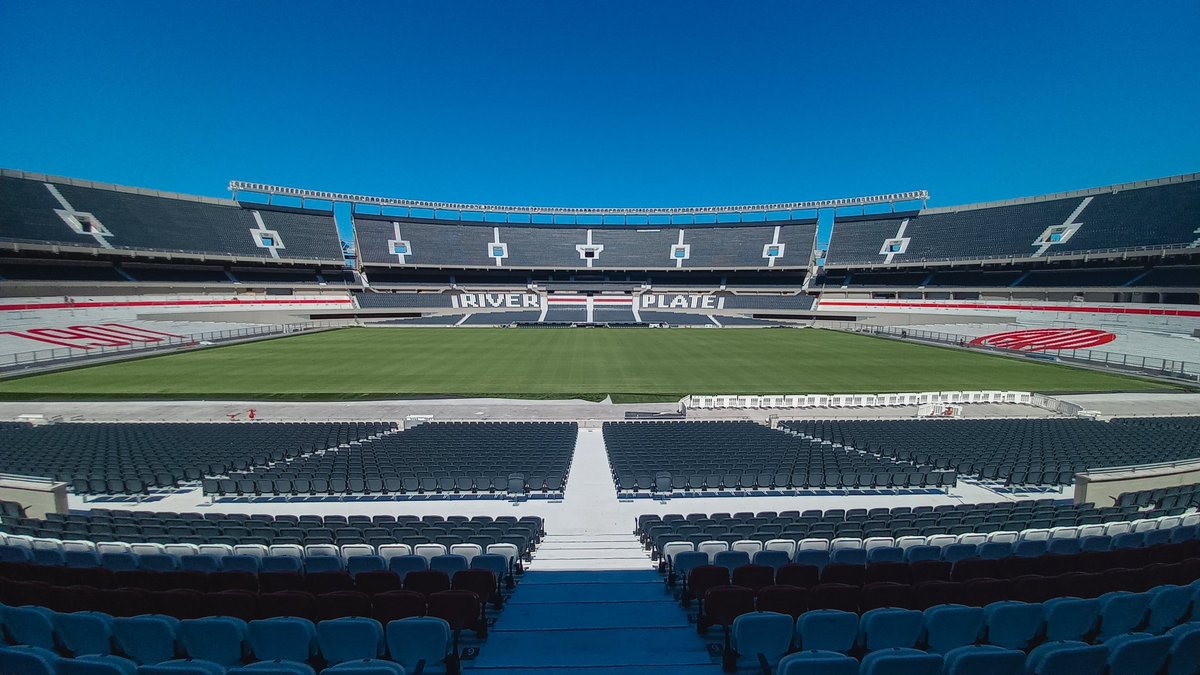 📍 Mâs Monumental ✅

🎶 No veo la hora ⚽️