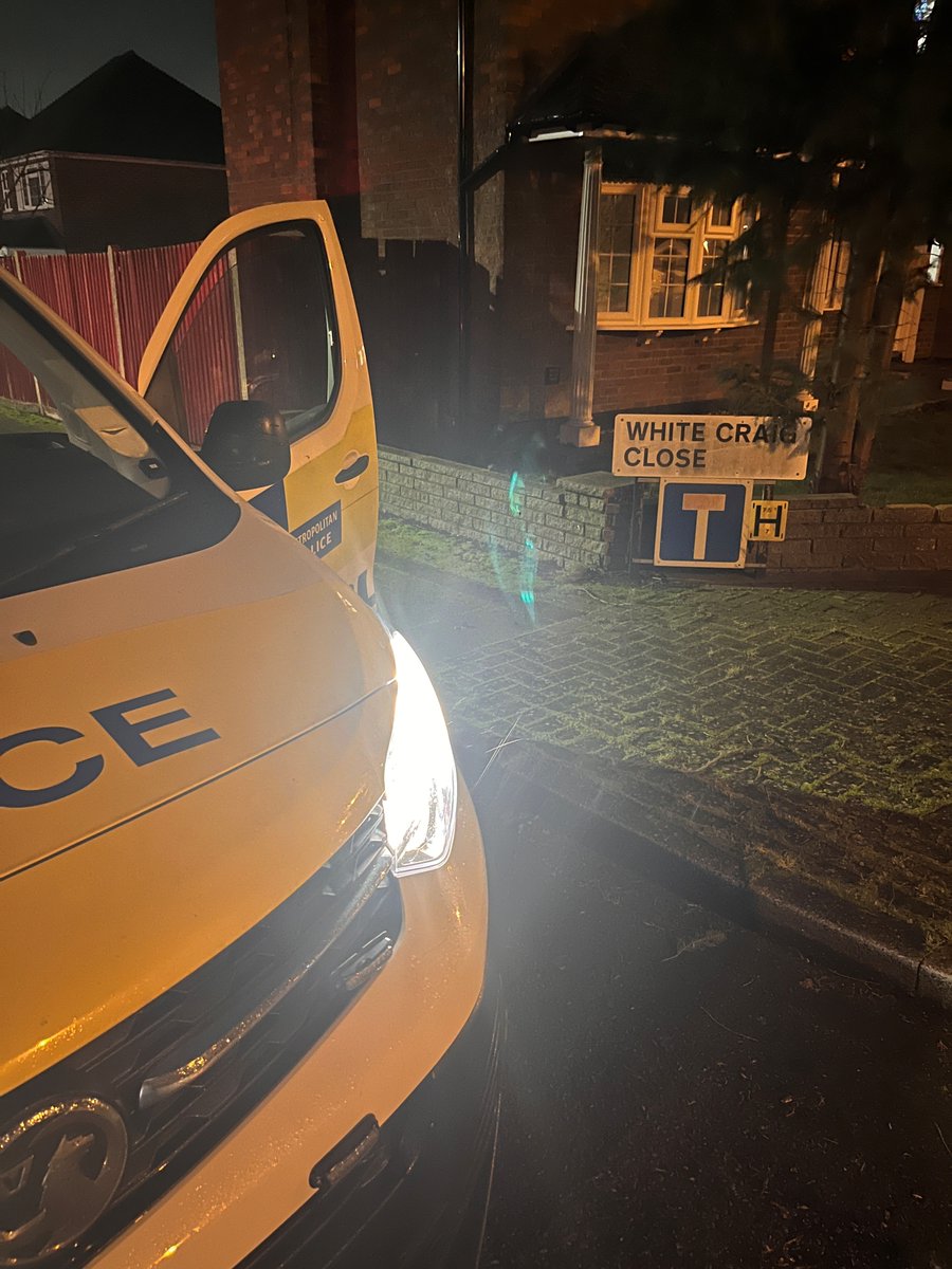 MPSHatchEnd's tweet image. Your SNT Officers have been out and about over the past few nights tackling both vehicle crime and burglary in #HatchEnd and #Pinner to keep your homes and vehicles safe! 

🚨🏡🚘

#NWBCU #Harrow #MyLocalMet
@MPSPinner
@MPSPinnerSouth