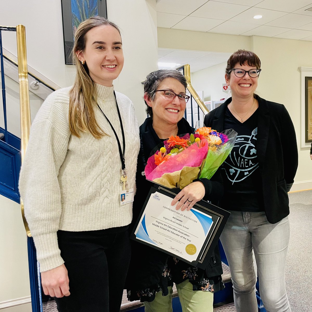 Leigh Drake tweet media