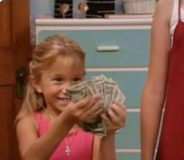 MarioAguilarMG's tweet photo. “El dinero no da la felicidad”

Yo cuando tengo dinero: https://t.co/LiNMHXiIxU