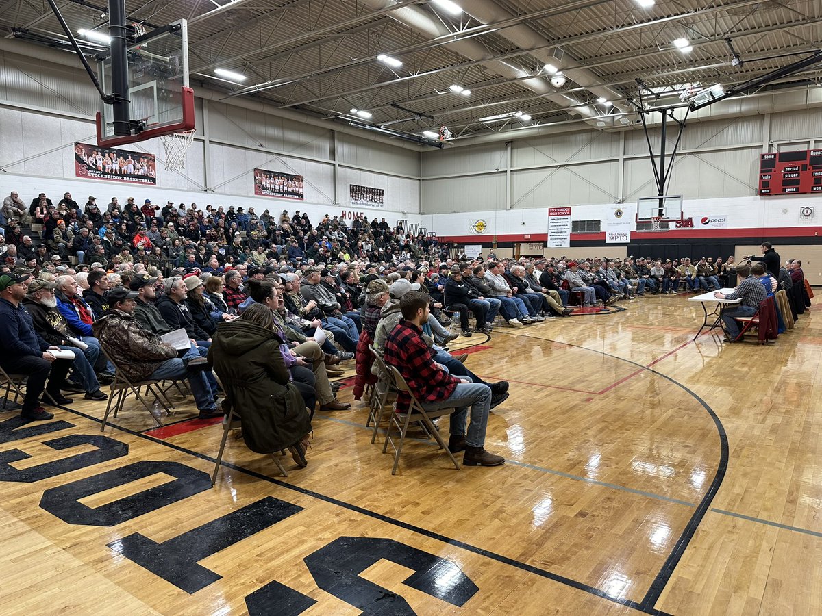 Yesterday, Rep. Gallagher, <a href="/RepTyBodden/">Rep. Ty Bodden</a> and <a href="/RepGrothman/">Rep. Glenn Grothman</a> organized a community meeting to provide an update on a potential ESA listing of lake sturgeon and their efforts to save the long-cherished tradition of sturgeon spearing. 

More on their efforts: gallagher.house.gov/media/press-re…