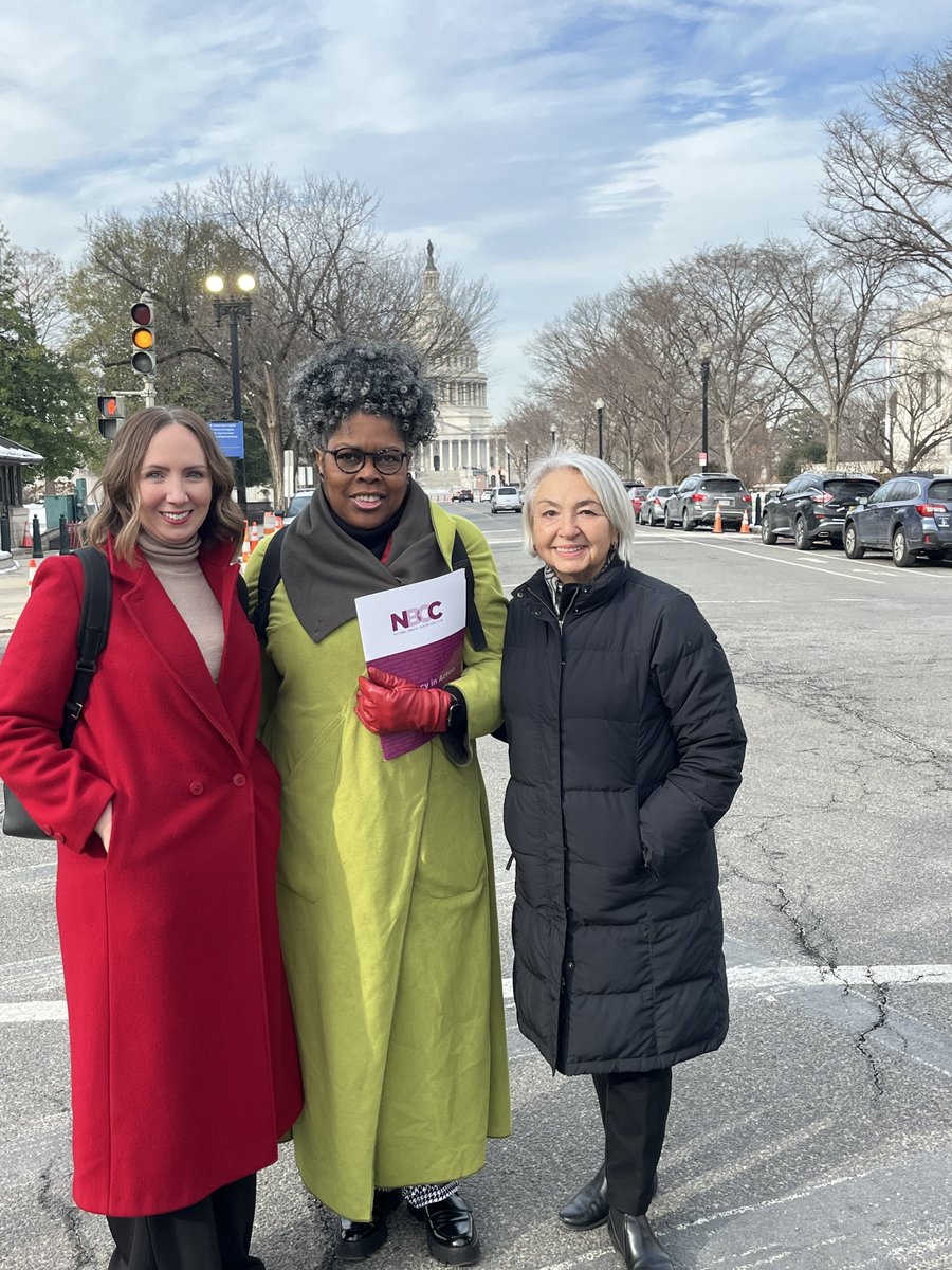 akfogel's tweet photo. Advocates from @NBCCStopBC were on the Hill today, fighting year-round for a world without #breastcancer https://t.co/VCSdghEDHt