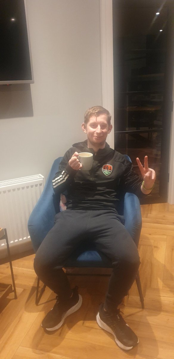 EoinDonovan11's tweet photo. 12 months ago, this day last year I self harmed myself for the second time. It hasn't been an easy road by no means, and I'm still not there β€. I want people to know though, help is always available no matter what π.
#livingwithdepression π«
#Suicidesurrivor https://t.co/zRRaE3UDLh