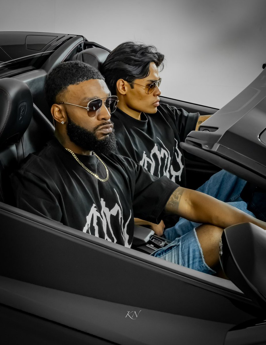 pmwentertainmnt's tweet photo. “PMW Black Limited Collection Graphic-Tee (FW24)”

~ Available for purchase now on https://t.co/BvPiVuaT8j https://t.co/BgarFIc6R6